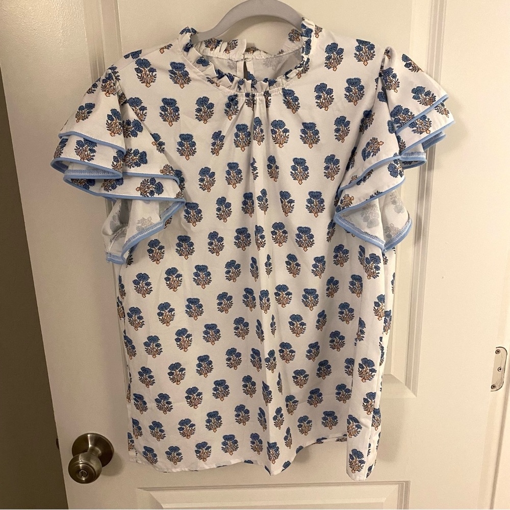 SHEIN White and Blue Floral Top with Ruffled Sleeves